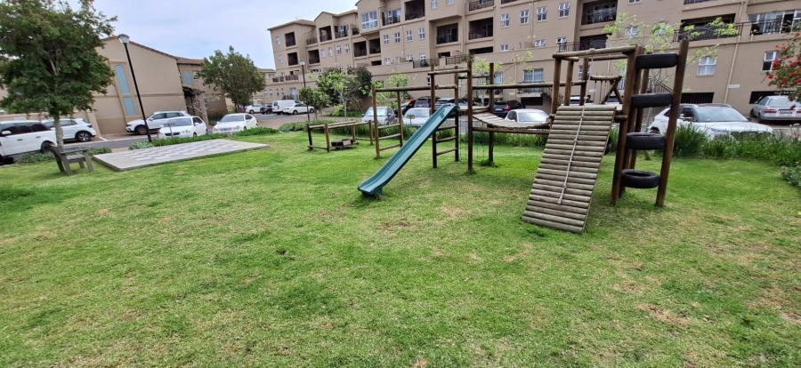 2 Bedroom Property for Sale in Royal Ascot Western Cape